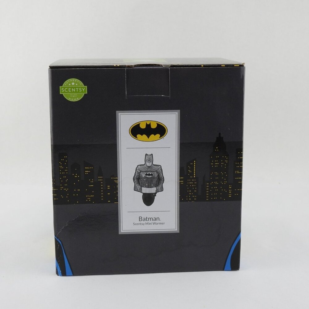 New Scentsy Vintage style Blue  Batman Mini Warmer Plug In Base DC Comics Box - Picture 5 of 7